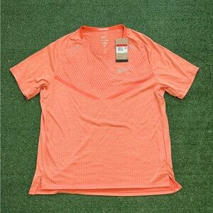 Nike Shirt Men Large Dri-FIT ADV Run Division Tech Knit Running DM4753-643